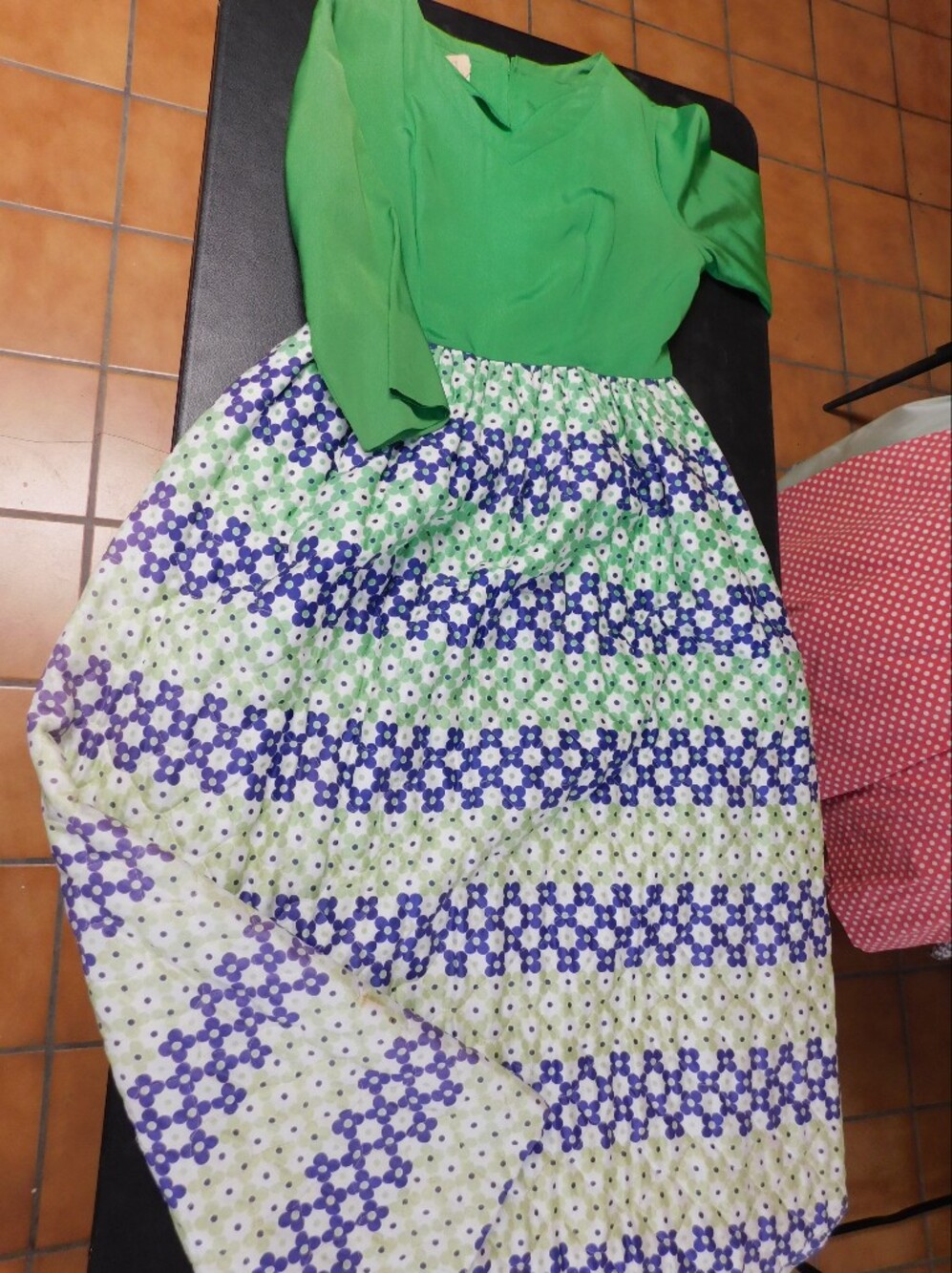 VINTAGE - Green Floral Striped Quilted Dress